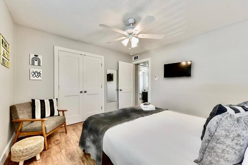 댈러스 Bright And Cheerful Flat, Near Fair Park 아파트 외부 사진