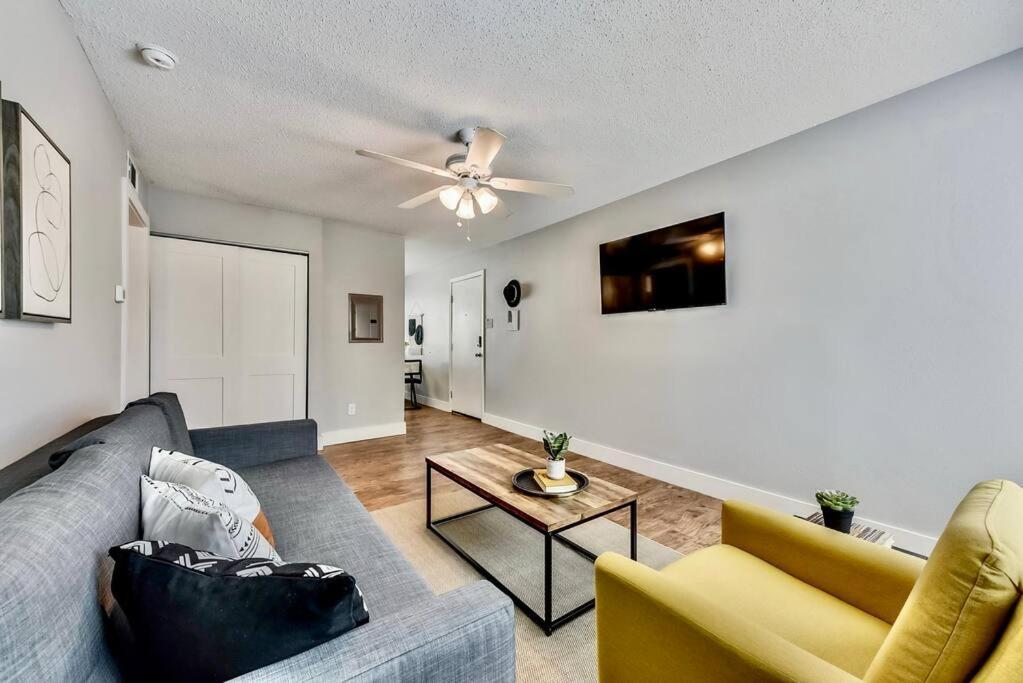 댈러스 Bright And Cheerful Flat, Near Fair Park 아파트 외부 사진
