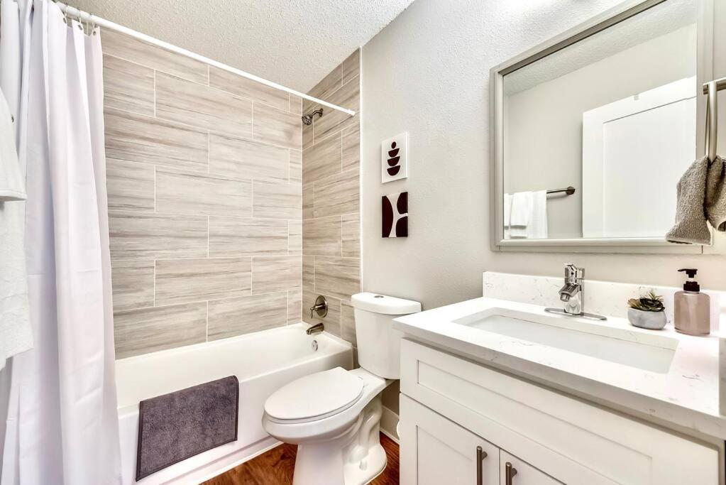 댈러스 Bright And Cheerful Flat, Near Fair Park 아파트 외부 사진