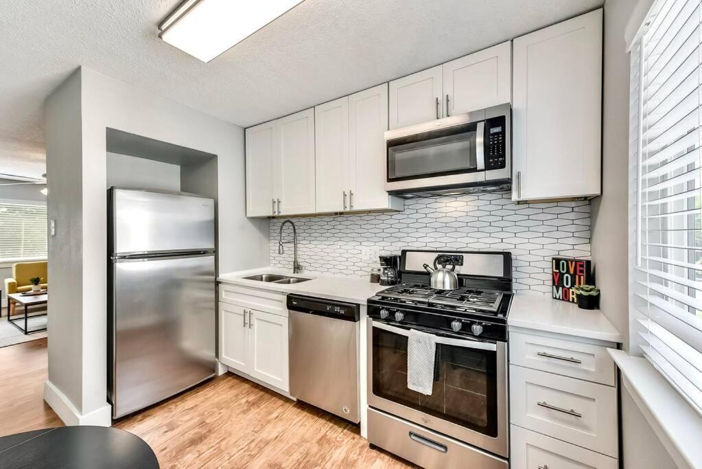 댈러스 Bright And Cheerful Flat, Near Fair Park 아파트 외부 사진